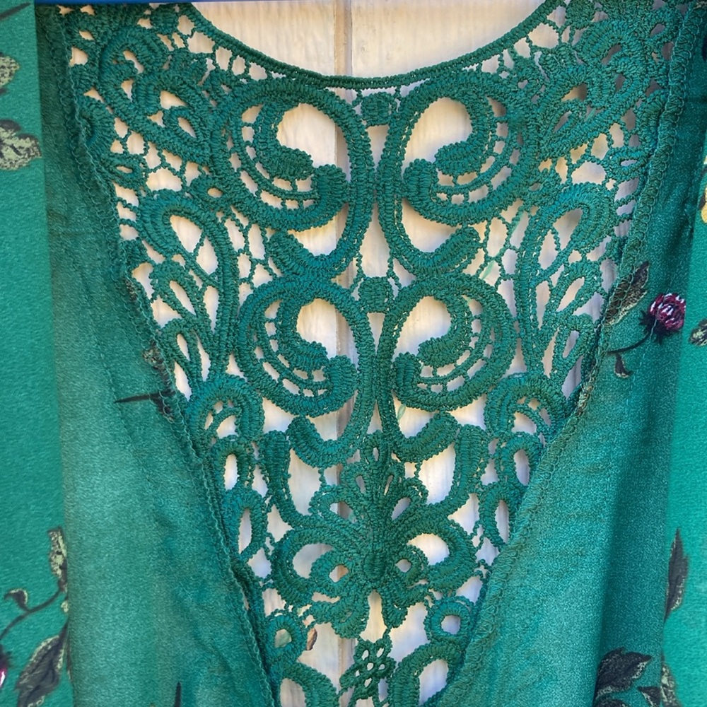 Green Floral Kimono - Picture 2 of 4